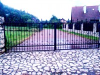/album/fotogaleria-referencie/kovany-plot-povazska-2-jpg/